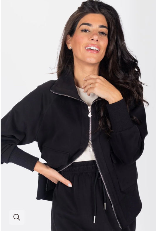 Yakira Bella Mina Zip Up -Black