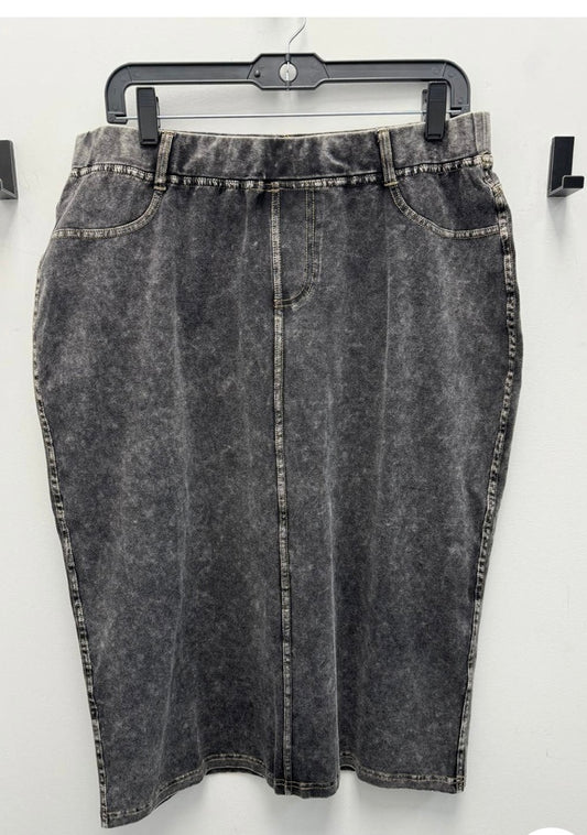 DRAMA NYC PLUS Acid Wash Pencil Skirt